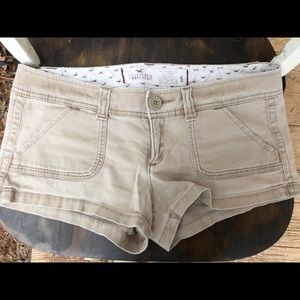 Khaki hollister shorts